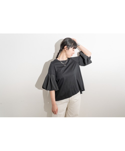 LHELBIE(レルビエ)の「バルーンスリーブカットトップス(Tシャツ/カットソー・レディース・オフホワイト/ネイビー/ブラック・M)」の22枚目の写真