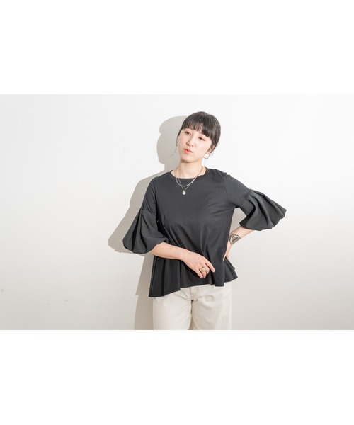 LHELBIE(レルビエ)の「バルーンスリーブカットトップス(Tシャツ/カットソー・レディース・オフホワイト/ネイビー/ブラック・M)」の20枚目の写真