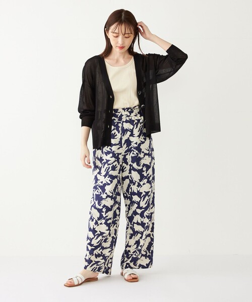 SHIPS Colors(シップス カラーズ)の「SHIPS Colors:〈手洗い可能〉レーヨン ナイロン シアー Vネック カーディガン3◇(カーディガン/ボレロ・レディース・ライトグレー/ブラック/カーキ・ONE SIZE)」の14枚目の写真
