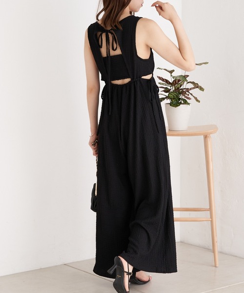 Chico（チコ）の「BACKサイド開きサロペット（サロペット/オーバーオール・レディース・ホワイト/ブラック/グリーン系その他・FREE）」の3枚目の写真