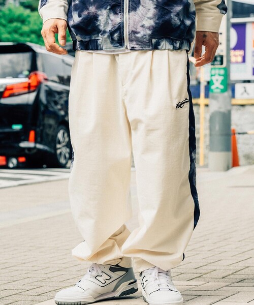 NineMicrophones(ナインマイクロフォンズ)の「CHUSEN BAGGY PANTS(その他パンツ・メンズ・ブラック/アイボリー・LARGE/MEDIUM/X-LARGE)」の19枚目の写真