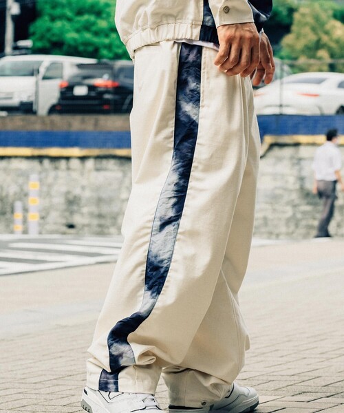 NineMicrophones(ナインマイクロフォンズ)の「CHUSEN BAGGY PANTS(その他パンツ・メンズ・ブラック/アイボリー・LARGE/MEDIUM/X-LARGE)」の20枚目の写真