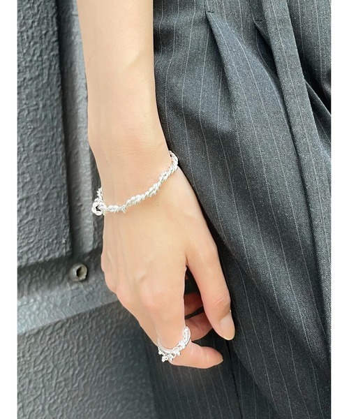 【R】Wロールバングル