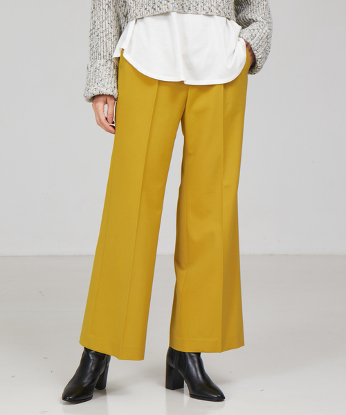 qualite（カリテ）の「ストレッチセンタープレスフレアパンツ（スラックス・レディース・ピンクベージュ/チャコールグレー/マスタード・34/38/40/36）」の3枚目の写真