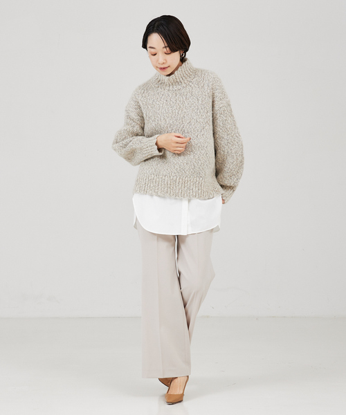 qualite（カリテ）の「ストレッチセンタープレスフレアパンツ（スラックス・レディース・ピンクベージュ/チャコールグレー/マスタード・34/38/40/36）」の7枚目の写真