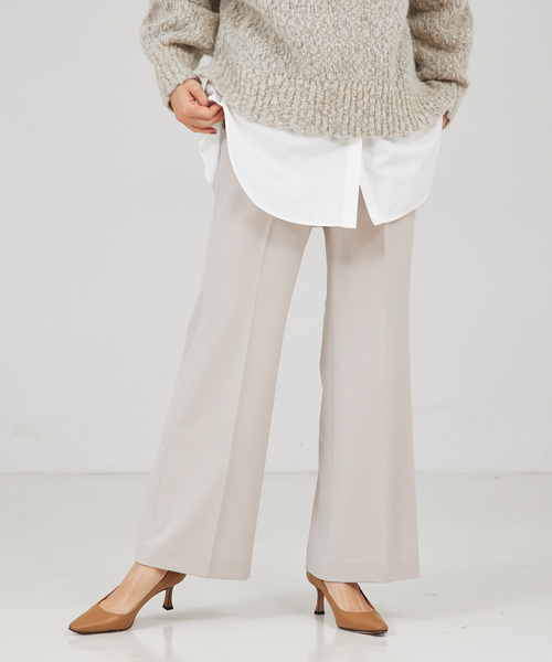 qualite（カリテ）の「ストレッチセンタープレスフレアパンツ（スラックス・レディース・ピンクベージュ/チャコールグレー/マスタード・34/38/40/36）」の8枚目の写真