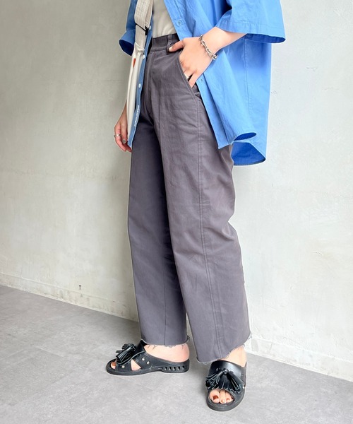 CPCM（シーピーシーエム）の「裾フリンジチノパンツ（チノパンツ・レディース・ベージュ/グレー/ブラック・SMALL）」の7枚目の写真