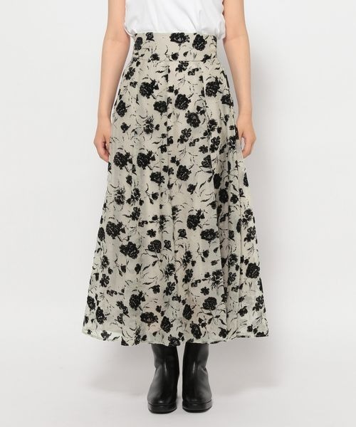 mysty woman（ミスティウーマン）の「フロッキープリントフレアスカート　972147（スカート・レディース・ブラック/ライトベージュ/グリーン・FREE）」の18枚目の写真