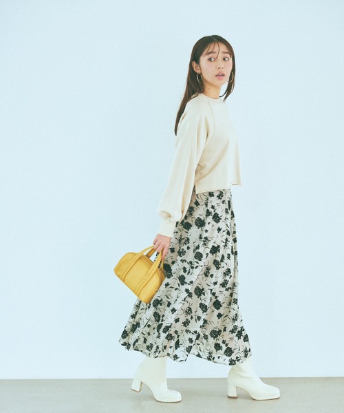 mysty woman（ミスティウーマン）の「フロッキープリントフレアスカート　972147（スカート・レディース・ブラック/ライトベージュ/グリーン・FREE）」の4枚目の写真