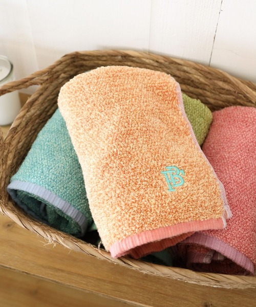 BAYFLOW（ベイフロー）の「[洗うたびにふっくらが増す!]BFカクテルフェイスタオル 80×35.5cm（タオル・レディース・ブルー/グリーン/ピンク/オレンジ・0）」の4枚目の写真