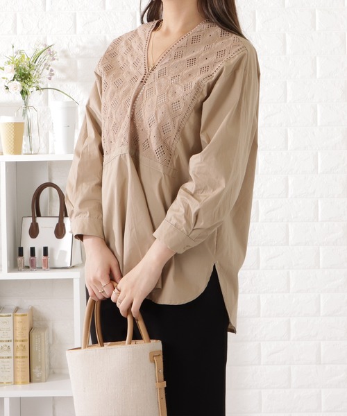 Lace Ladies（レースレディース）の「エンプロイダリーレースチュニックブラウス（シャツ/ブラウス・レディース・ネイビー/ベージュ/ホワイト/ブラック・FREE/S）」の21枚目の写真
