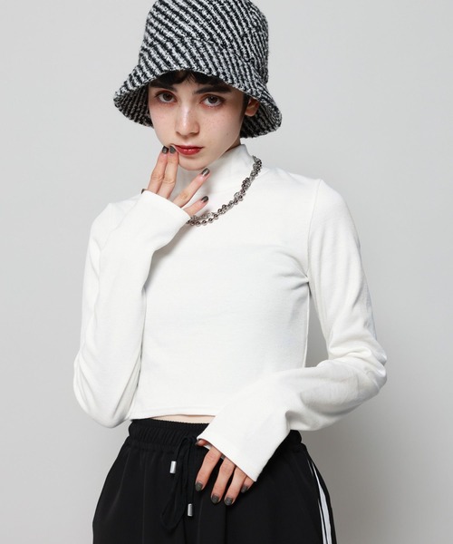 PAGEBOY（ページボーイ）の「ハイネックショートテレコ（Tシャツ/カットソー・レディース・ブラック/オフホワイト/ホワイト系その他/チャコールグレー・FREE）」の5枚目の写真