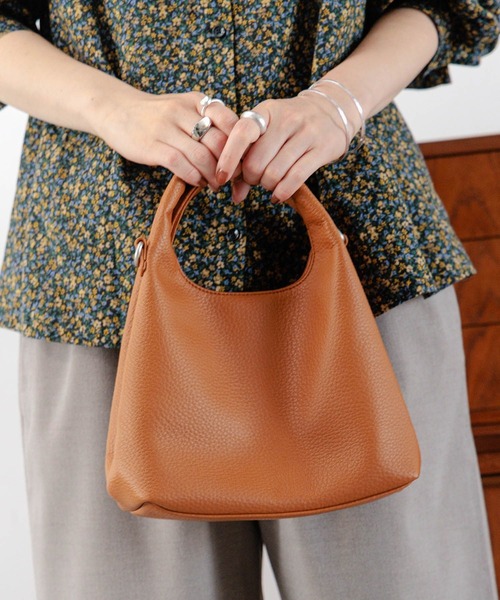 studio CLIP（スタディオクリップ）の「ワンマイルトート&ショルダーバッグ（ショルダーバッグ・レディース・キャメル/ライトグレー/ブラック/ダークブラウン・FREE）」の5枚目の写真