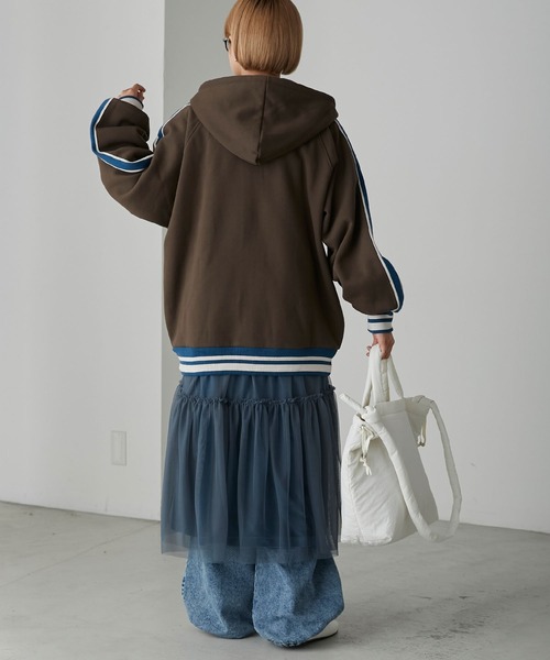 ☆フォクシー　FOXEY☆サイズ38 パーカー　旅行　ゴルフ　ビーチ 44827 Coat 