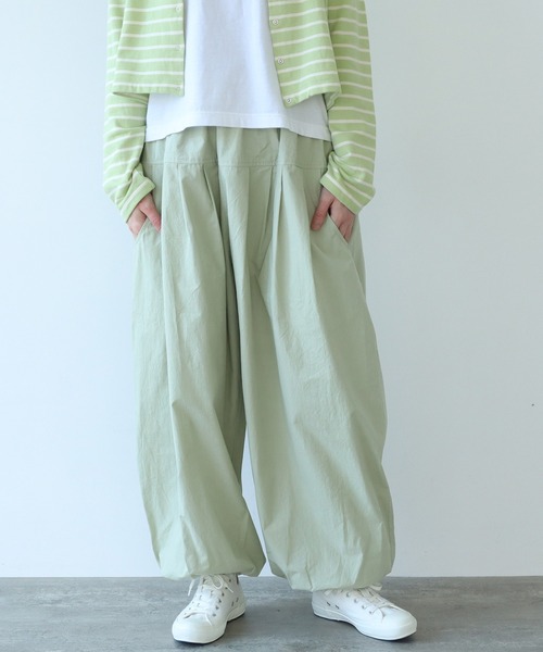 bulle de savon（ビュルデサボン）の「tuck tuck パンツ（その他パンツ・レディース・カーキ/ホワイト/ブルーグレー・FREE）」の3枚目の写真