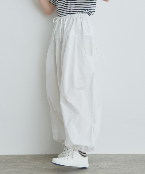 bulle de savon（ビュルデサボン）の「tuck tuck パンツ（その他パンツ・レディース・カーキ/ホワイト/ブルーグレー・FREE）」の8枚目の写真