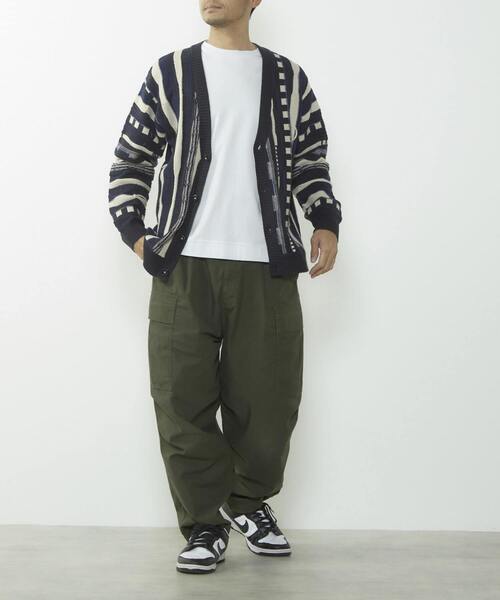 MEN'S MELROSE(メンズメルローズ)の「【MASTER FRAME/マスターフレーム】クージー柄ニットカーディガン(カーディガン/ボレロ・メンズ・ネイビー/ベージュ・3/4)」の18枚目の写真