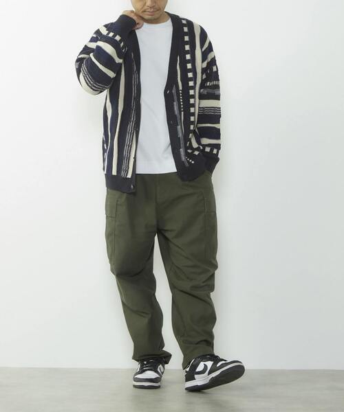 MEN'S MELROSE(メンズメルローズ)の「【MASTER FRAME/マスターフレーム】クージー柄ニットカーディガン(カーディガン/ボレロ・メンズ・ネイビー/ベージュ・3/4)」の19枚目の写真