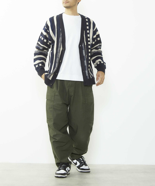 MEN'S MELROSE(メンズメルローズ)の「【MASTER FRAME/マスターフレーム】クージー柄ニットカーディガン(カーディガン/ボレロ・メンズ・ネイビー/ベージュ・3/4)」の22枚目の写真