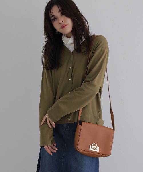 ElegChic(エレグシック)の「パール ボタンカーディガン(Tシャツ/カットソー・レディース・杢グレー/カーキ/ブラック/チャコールグレー/バーガンディー・M/4L/XL)」の1枚目の写真
