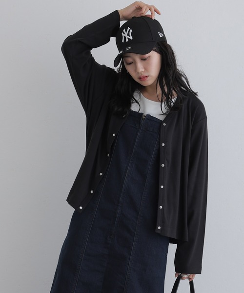 ElegChic(エレグシック)の「パール ボタンカーディガン(Tシャツ/カットソー・レディース・杢グレー/カーキ/ブラック/チャコールグレー/バーガンディー・M/4L/XL)」の6枚目の写真