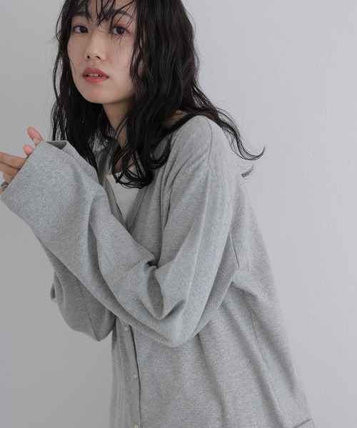 ElegChic(エレグシック)の「パール ボタンカーディガン(Tシャツ/カットソー・レディース・杢グレー/カーキ/ブラック/チャコールグレー/バーガンディー・M/4L/XL)」の17枚目の写真