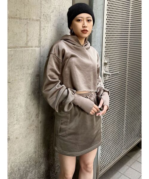 MURUA（ムルーア）の「シャイニーカットミニスカート（スカート・レディース・ライトグレー/ダークグレー/モカ/ブルー・FREE）」の22枚目の写真