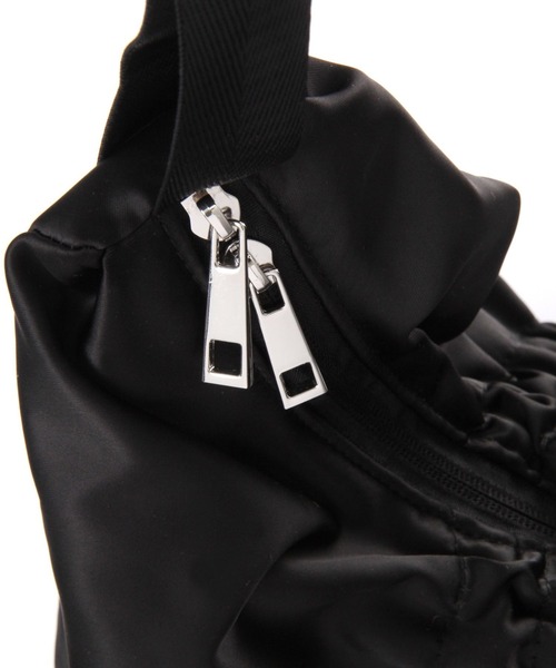 LAKOLE(ラコレ)の「FドロストハーフムーンショルダーBAG / 996083(ショルダーバッグ・レディース・ブラック/グレー/オフホワイト・FREE)」の9枚目の写真