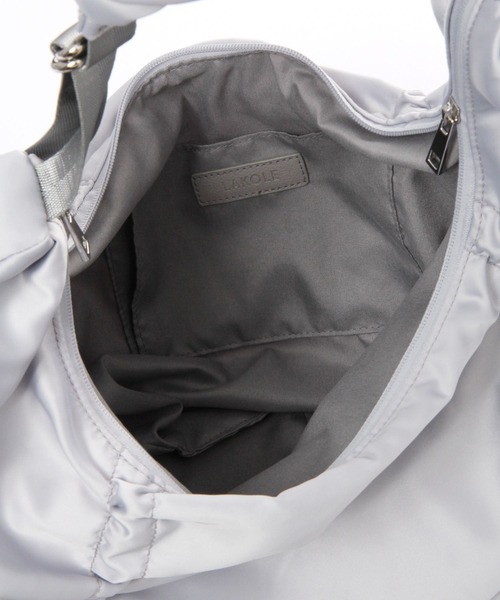 LAKOLE(ラコレ)の「FドロストハーフムーンショルダーBAG / 996083(ショルダーバッグ・レディース・ブラック/グレー/オフホワイト・FREE)」の17枚目の写真