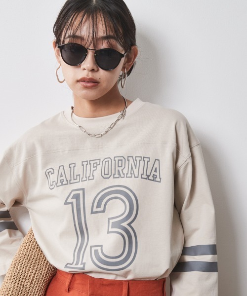 CHIC STYLE(シックスタイル)の「<大きいサイズ>綿100%7分袖フットボールTシャツ シックスタイル(Tシャツ/カットソー・レディース・チャコール/ベージュ/オフホワイト・LL/L/5L/4L/3L)」の5枚目の写真