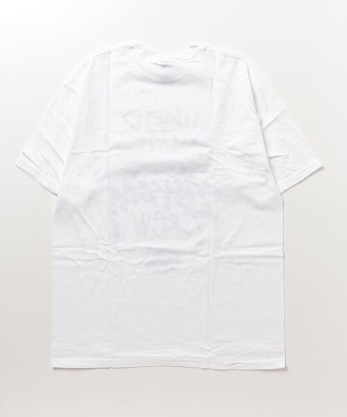 STUSSY（ステューシー）の「『STUSSY/ステューシー』WORLD FAMOUS PRINT S/S TEE（Tシャツ/カットソー・メンズ・ホワイト・X-LARGE/LARGE）」の2枚目の写真