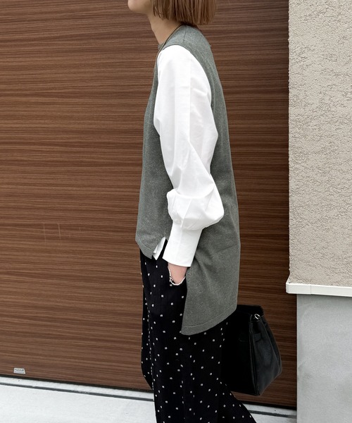 audrey and john wad(オードリーアンドジョンワッド)の「ニットベスト+長袖TシャツSET -手洗い可-(ニット/セーター・レディース・ダークグリーン/ダークオレンジ/アイボリー・FREE)」の3枚目の写真