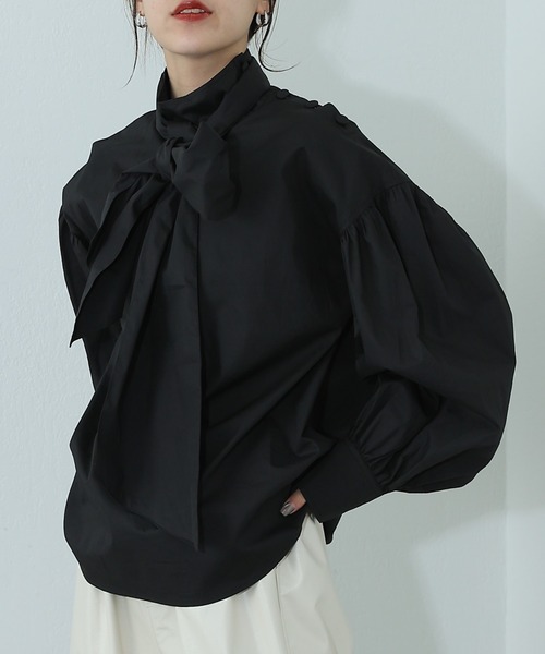 COLONY 2139（コロニートゥーワンスリーナイン）の「スタンドタイブラウス（シャツ/ブラウス・レディース・オフホワイト/ブラック・FREE）」の2枚目の写真