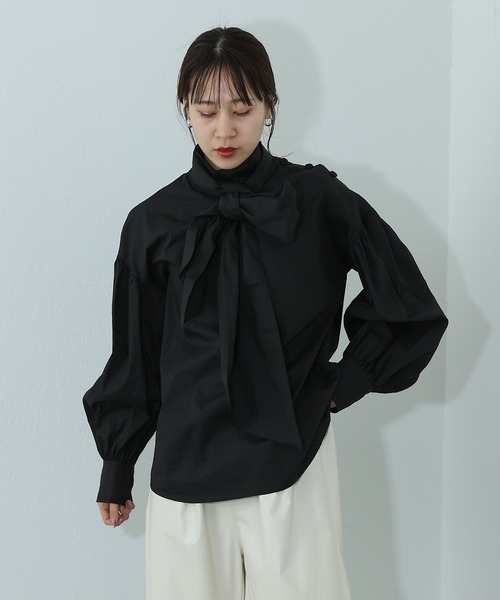 COLONY 2139（コロニートゥーワンスリーナイン）の「スタンドタイブラウス（シャツ/ブラウス・レディース・オフホワイト/ブラック・FREE）」の15枚目の写真