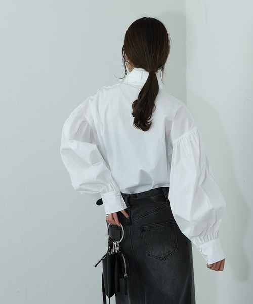 COLONY 2139（コロニートゥーワンスリーナイン）の「スタンドタイブラウス（シャツ/ブラウス・レディース・オフホワイト/ブラック・FREE）」の6枚目の写真