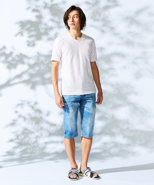 HIDEAWAYS NICOLE（ハイダウェイニコル）の「幾何学柄Ｖネック半袖プルオーバー（Tシャツ/カットソー・メンズ・オフホワイト/ブラック/シルバーグレー/ネイビー/スモークピンク・MEDIUM/LARGE/X-LARGE）」の17枚目の写真