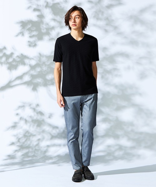 HIDEAWAYS NICOLE（ハイダウェイニコル）の「幾何学柄Ｖネック半袖プルオーバー（Tシャツ/カットソー・メンズ・オフホワイト/ブラック/シルバーグレー/ネイビー/スモークピンク・MEDIUM/LARGE/X-LARGE）」の20枚目の写真