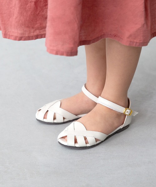 menue（メヌエ）の「面ファスナー付き ストラップ キッズサンダル（サンダル・キッズ・シルバー/ブラウン/ホワイト・15.0cm/16.0cm/17.0cm/18.0cm/19.0cm/20.0cm/21.0cm）」の12枚目の写真