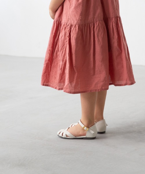 menue（メヌエ）の「面ファスナー付き ストラップ キッズサンダル（サンダル・キッズ・シルバー/ブラウン/ホワイト・15.0cm/16.0cm/17.0cm/18.0cm/19.0cm/20.0cm/21.0cm）」の15枚目の写真