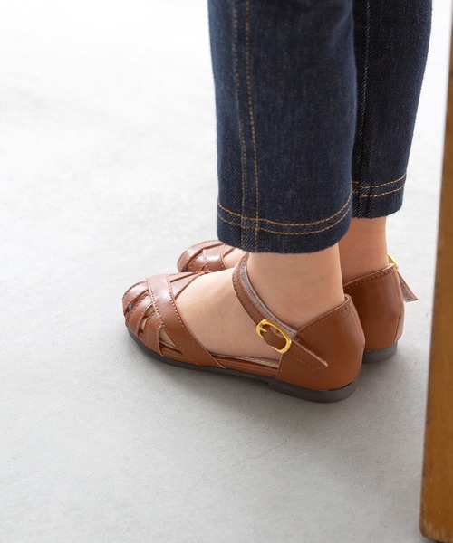 menue（メヌエ）の「面ファスナー付き ストラップ キッズサンダル（サンダル・キッズ・シルバー/ブラウン/ホワイト・15.0cm/16.0cm/17.0cm/18.0cm/19.0cm/20.0cm/21.0cm）」の21枚目の写真