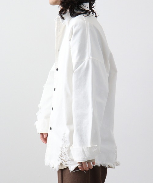 RE730(アールイーセブンサーティー)の「Ripped long sleeve work shirt / ダメージ加工 長袖ワークシャツ(シャツ/ブラウス・メンズ・ブラック系/ブラック系1/ホワイト・M/L)」の5枚目の写真