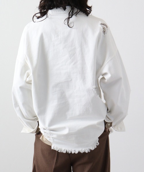 RE730(アールイーセブンサーティー)の「Ripped long sleeve work shirt / ダメージ加工 長袖ワークシャツ(シャツ/ブラウス・メンズ・ブラック系/ブラック系1/ホワイト・M/L)」の6枚目の写真
