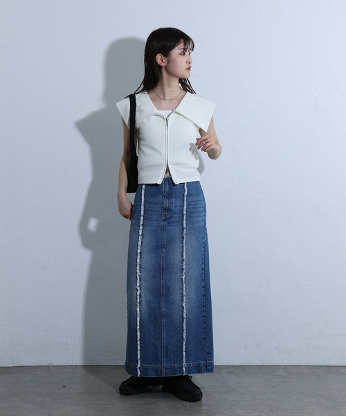 COLONY 2139（コロニートゥーワンスリーナイン）の「カットオフフリンジデニムスカート（デニムスカート・レディース・ブルー・MEDIUM/SMALL）」の7枚目の写真