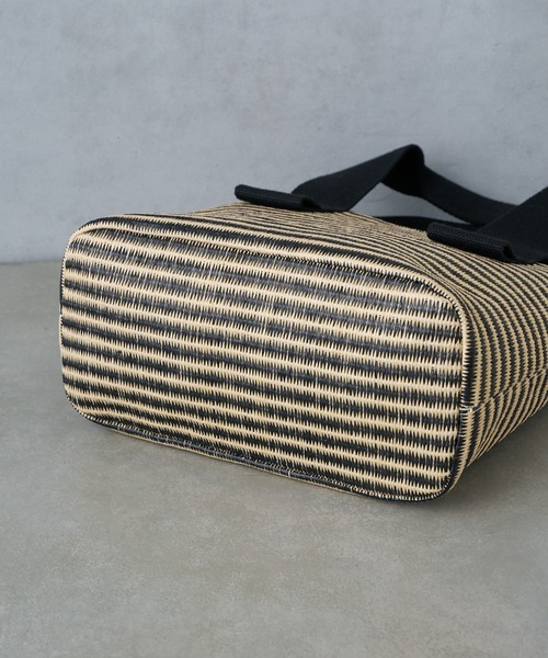 Actually（アクチュアリー）の「かごバッグ 巾着付き（トートバッグ・レディース・ブラック/オレンジ・フリー）」の6枚目の写真