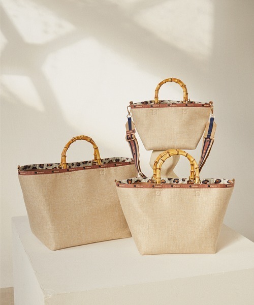 SM BAMBOO RAFFIA TOTEラフィアナチュラル LeSportsac（レスポートサック）の「SM BAMBOO RAFFIA TOTE