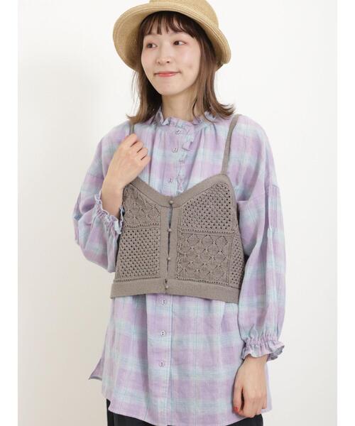 Samansa Mos2（サマンサ モスモス）の「透かしパッチワーク風前後2WAYキャミビスチェ（キャミソール・レディース・ブラック/グレー/キナリ・F）」の3枚目の写真