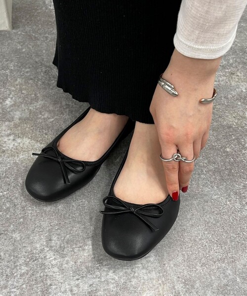 fredy emue（フレディエミュ）の「【BUTTERFLY TWISTS/バタフライツイスト】 MELISSA ラウンドバレー（パンプス・レディース・ブラック・38/39）」の6枚目の写真
