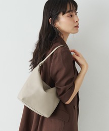 russet（ラシット）の「【軽量360g 旅行・通勤】ソフトレザーシンプルショルダーバッグ (CE-1328-WEB)（ショルダーバッグ）」