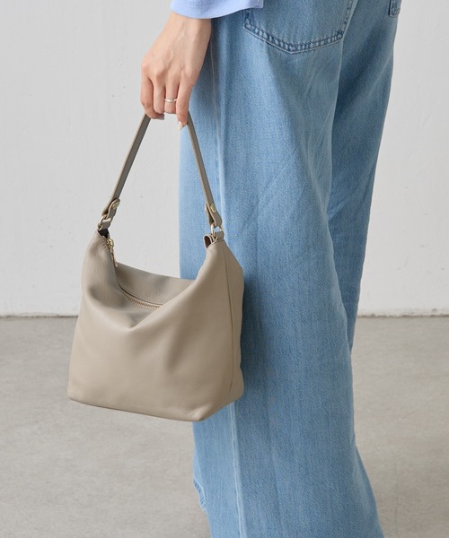 ☆送料・関税込☆BASIC COTTON★LEATHER ROLLER BAG★バッグ★ セール】【本革/軽量360g】ソフトレザーシンプルショルダー