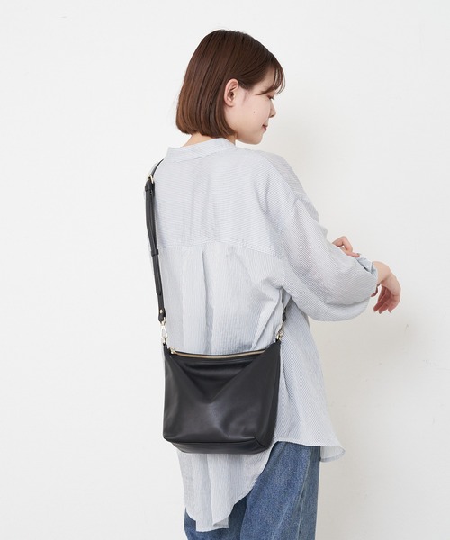 ソフトレザーシンプルショルダーバッグ (CE-1328)（ショルダーバッグ）｜russet（ラシット）